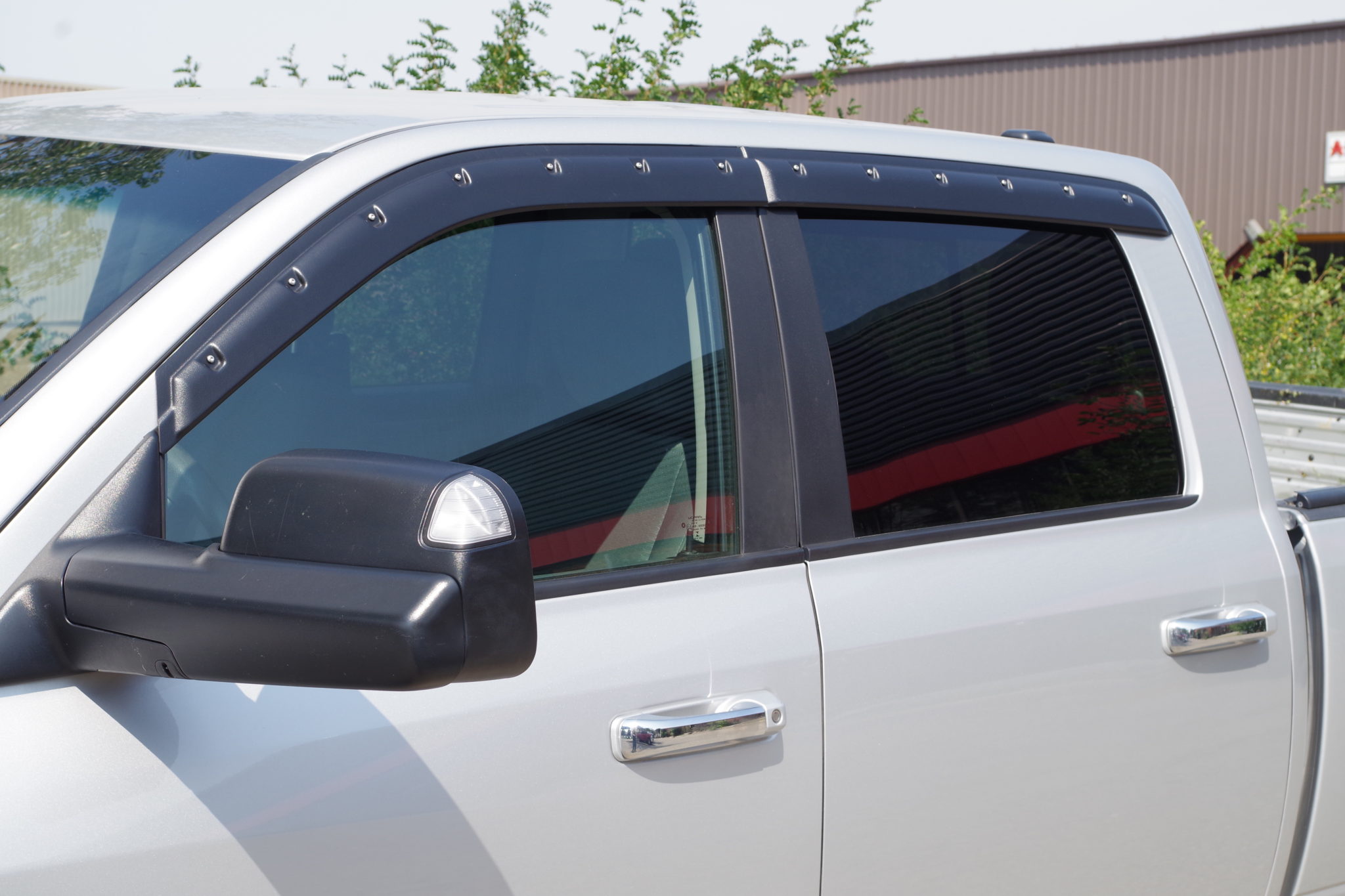 Vent Visor Sun/Rain Guard Crew Cab VITO 4pcs Side Window Deflectors Original Window Visors for 2009-2018 Dodge Ram 1500 2010-2018 Dodge Ram 2500/3500 Crew Cab & Mega Cab 